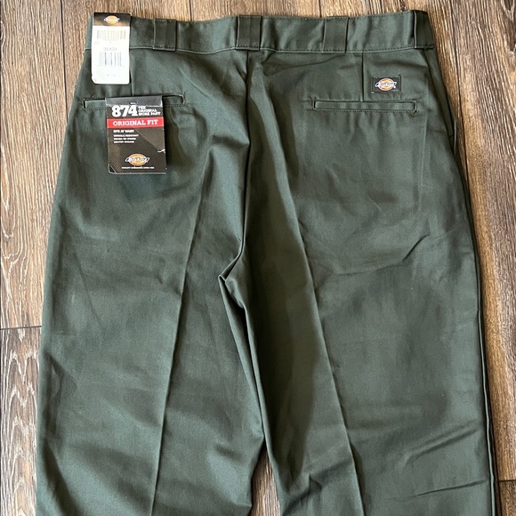 NWT Dickies Original Fit 874 Dark Green Pants Mens Size 38x34 - Picture 2 of 11